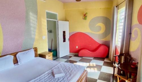 Standard Queen Room