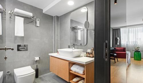 Executive Suite
