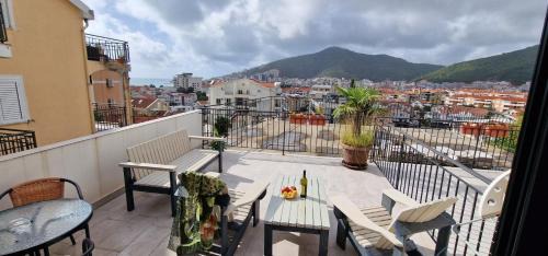 Studio with Terrace