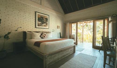 King Room with Balcony