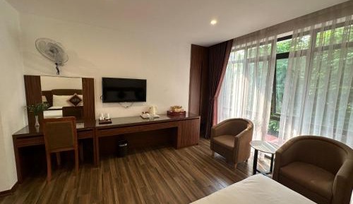 Deluxe Double or Twin Room