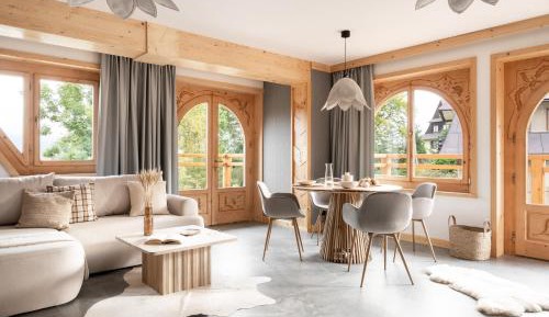 One-Bedroom Apartment with Balcony and Mountain View  