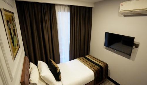 Deluxe Single Room