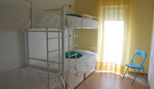 Bunk Bed in 4-Bed Mixed Dormitory Room