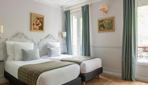Twin Premium Room 