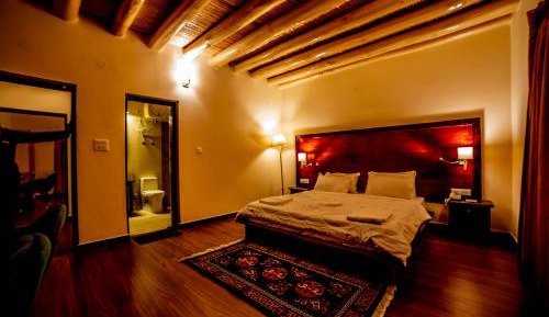 Deluxe Suite