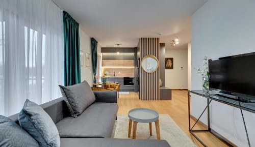 Deluxe King Suite