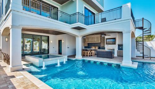One-Bedroom Holiday Home