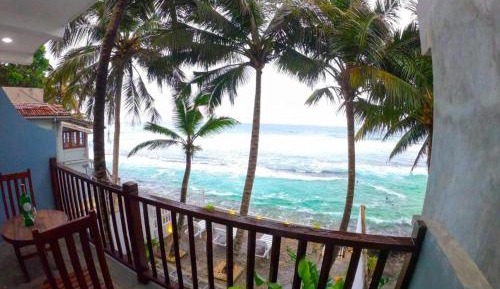 Deluxe Double Room with Balcony and Sea View