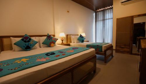 Triple Room with Balcony