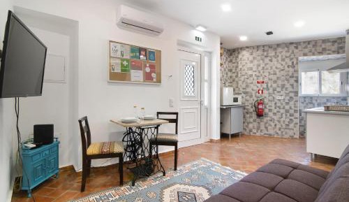 Superior One-Bedroom Apartment