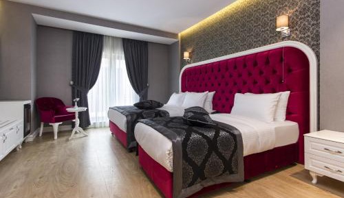 Superior Twin Room with Balcony