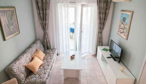 One-Bedroom Apartment with Balcony and Sea View