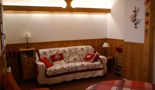 Apartment (4 Adults)