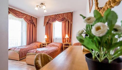 Triple Room