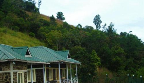 Apartment with Mountain View