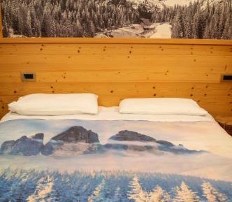 Standard Double Room Alpine Views Balcony