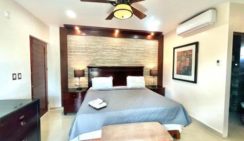 King Suite with Spa Bath