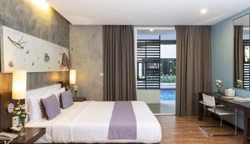 King Room with Pool View