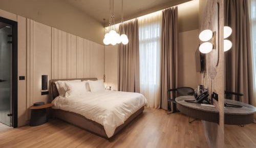 Comfort  Room