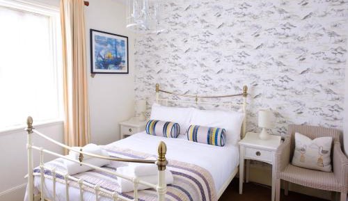 Small Double Room - Pet Friendly 