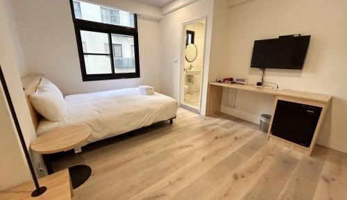 Large Double Room