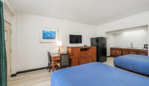 Kitchenette Studio, 2 Queen Beds, Non Smoking