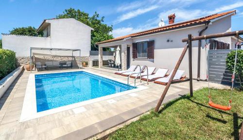 Three-Bedroom Holiday Home 