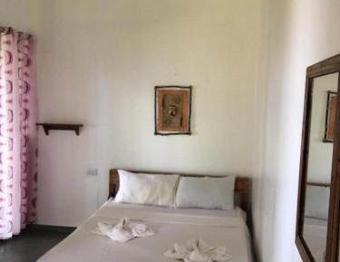 Double Room with Fan and Shared Bathroom