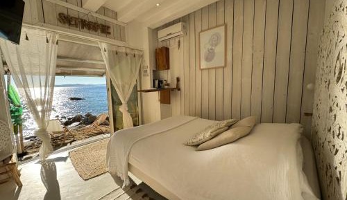 Studio Apartment with Sea View