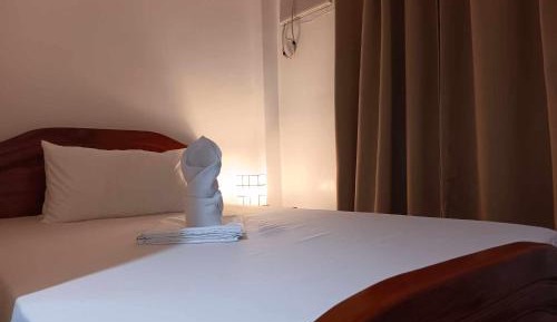 Single Room with Mountain View