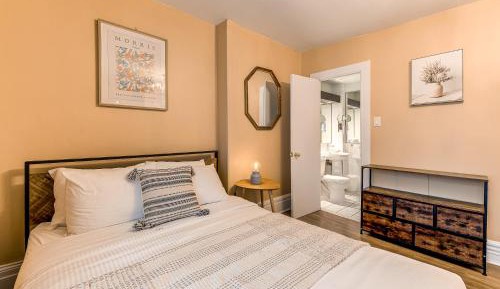 Queen Room