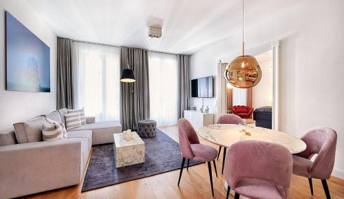 One-Bedroom Apartment with Balcony and Terrace