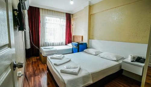 Classic Triple Room