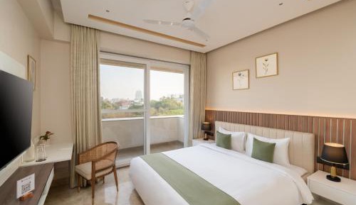 Deluxe Double Room with Balcony