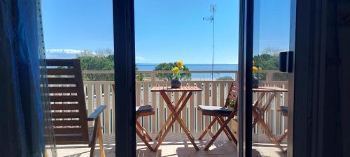 One-Bedroom Apartment with Sea View and Terrace