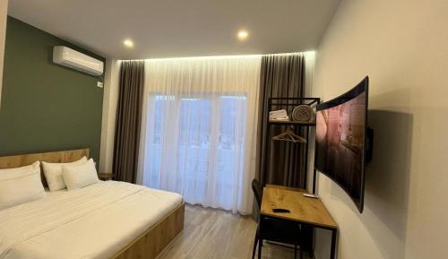 Double Room with Mountain View