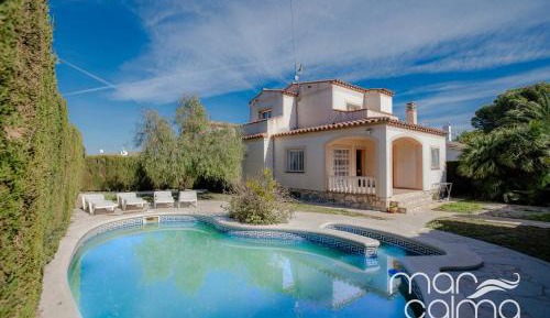 Villa with Private Pool