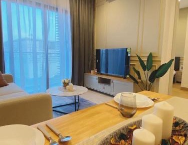 Deluxe Apartment