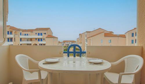 Superior One-Bedroom Apartment with Balcony
