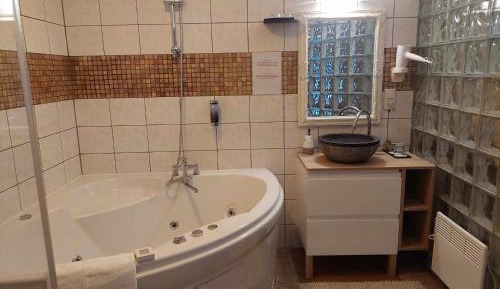 Junior Suite with Spa Bath