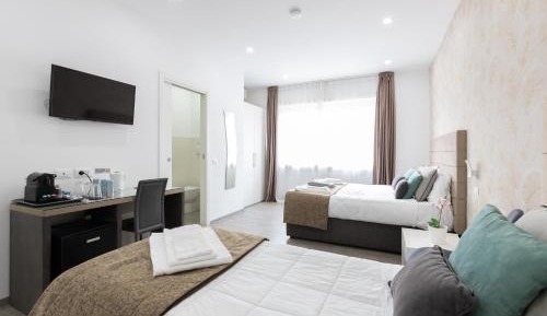 Superior Triple Room