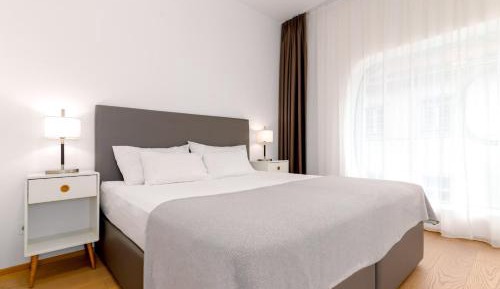 One-Bedroom Comfort Suite
