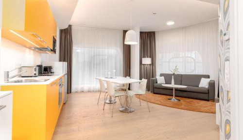 One-Bedroom Panorama Suite