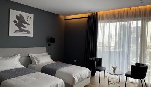 Deluxe Double or Twin Room with City View
