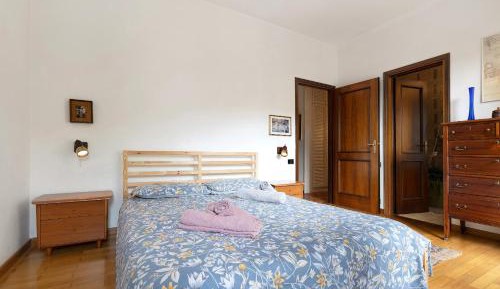 Superior One-Bedroom Apartment