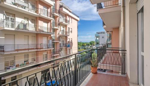 Superior One-Bedroom Apartment with Balcony