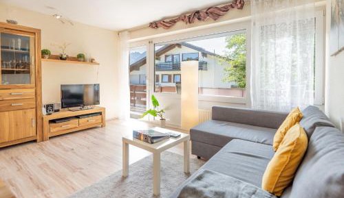 One-Bedroom Apartment with Balcony