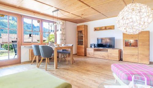 One-Bedroom Apartment with Terrace