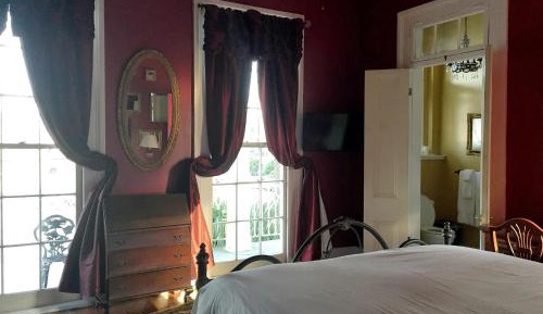 Queen Room